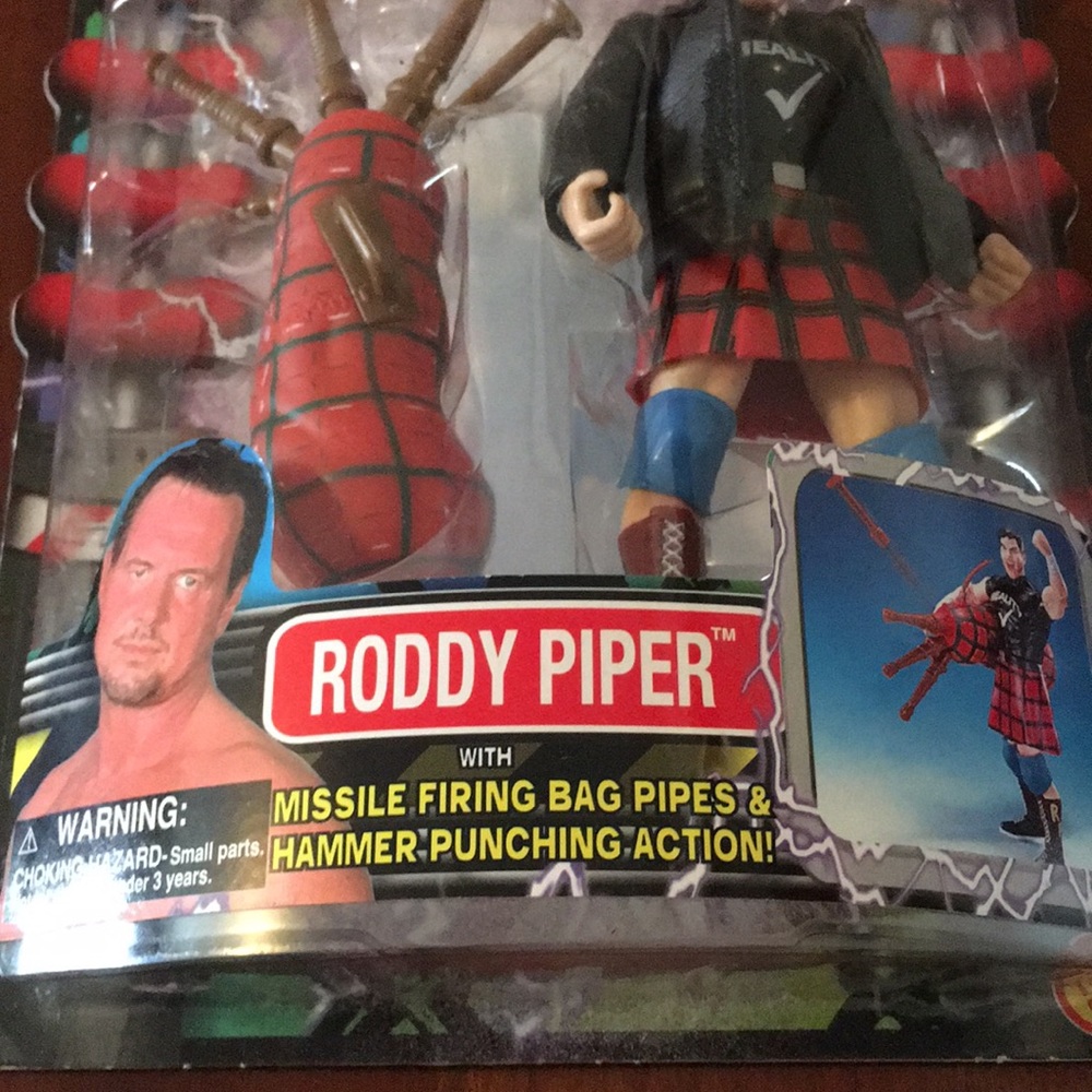 Rowdy Roddy Piper Action Figure - Picture 4 of 5
